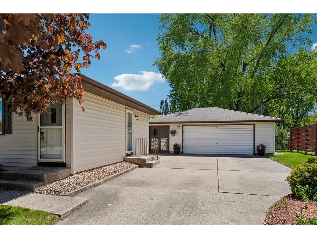 2018 Jade Lane Eagan MN 55122 6811346 image4