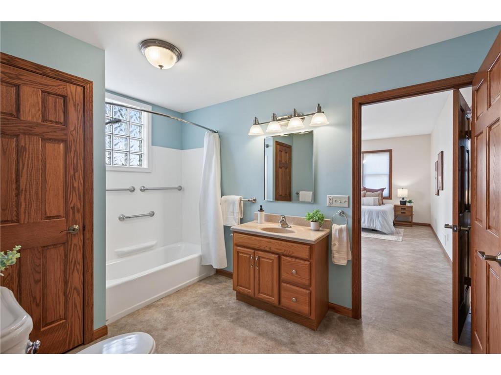 2019 Franklin Avenue SE Minneapolis MN 55414 7045234 image14