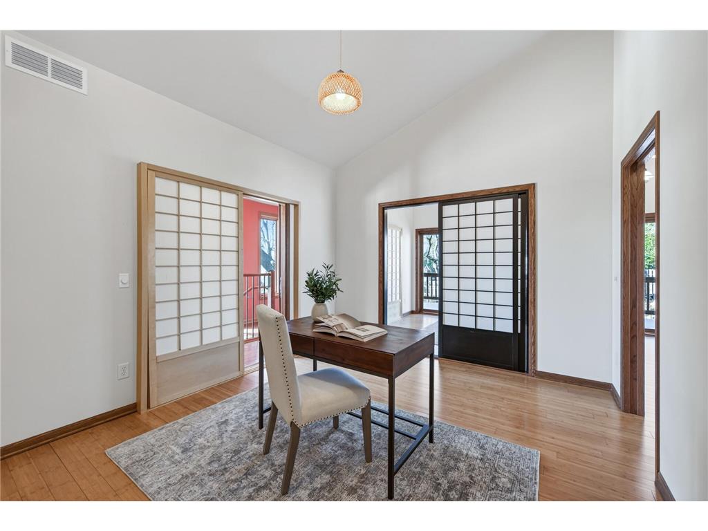 2019 Franklin Avenue SE Minneapolis MN 55414 7045234 image25