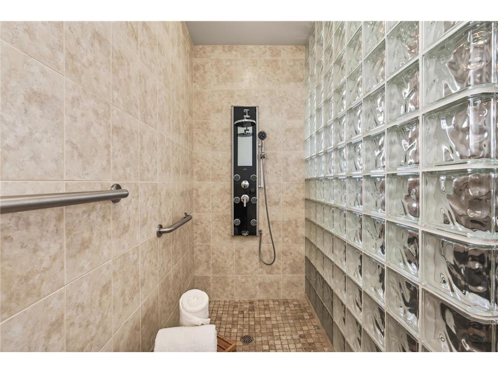 2019 Franklin Avenue SE Minneapolis MN 55414 7045234 image29