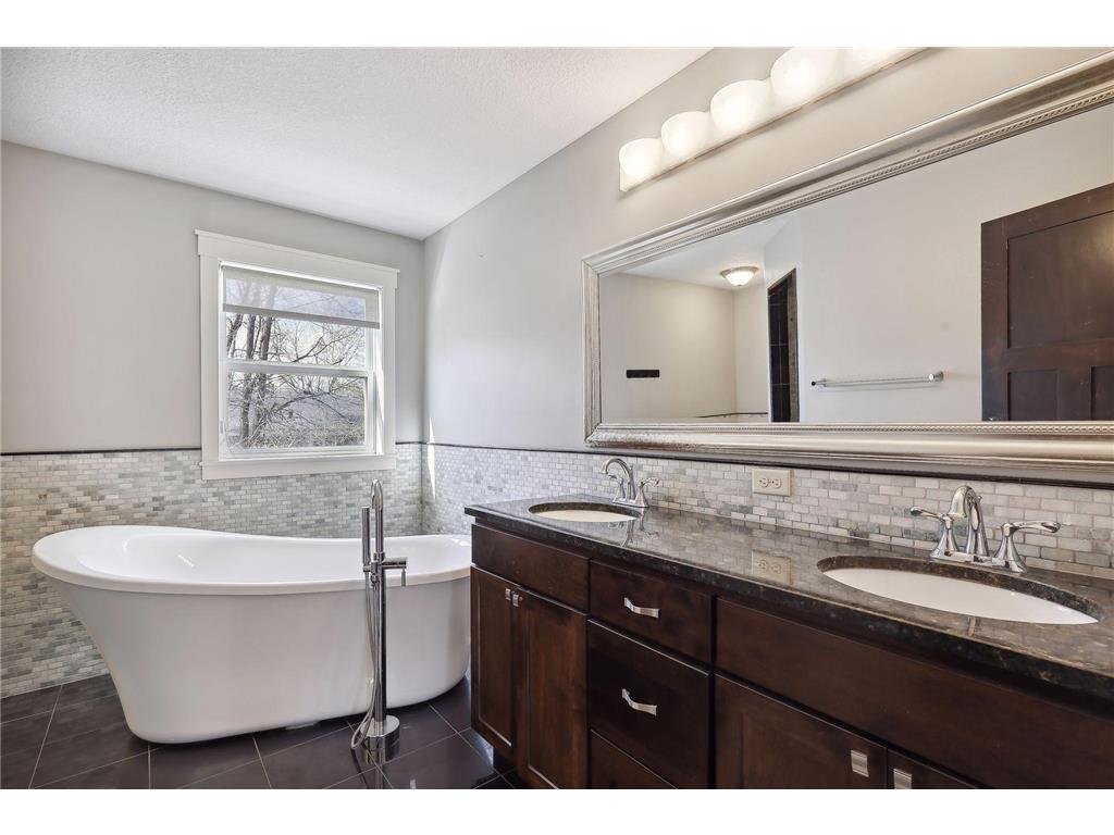 2019 Louisiana Avenue S Saint Louis Park MN 55426 7021848 image26