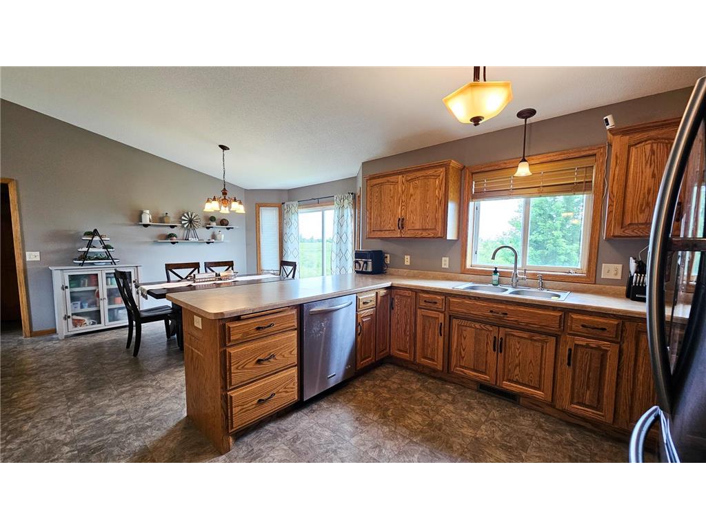2019 Martini Drive Sauk Rapids MN 56379 7095307 image6