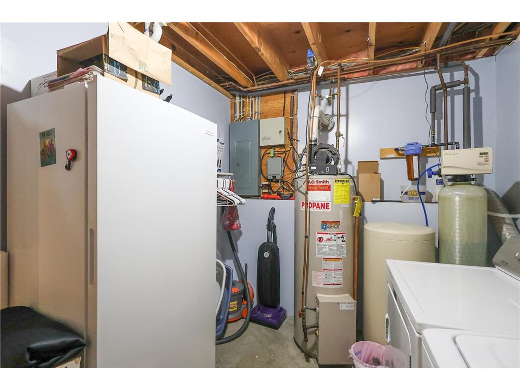 2019 Whiting Road NW Northern Twp MN 56601 6775770 image46