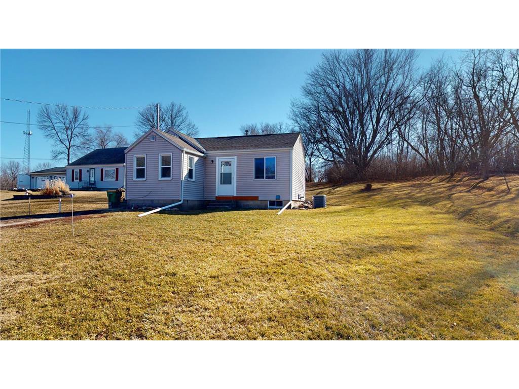 202 11th Street E Albert Lea MN 56007 6496970 image1