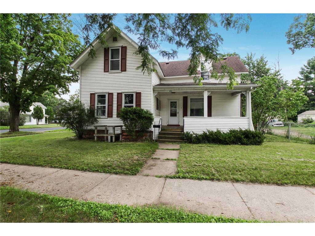 202 13th Avenue W Menomonie WI 54751 6570073 image1