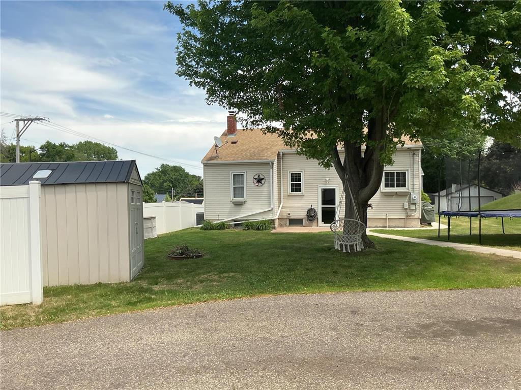 202 19th Avenue S South Saint Paul MN 55075 7083836 image4