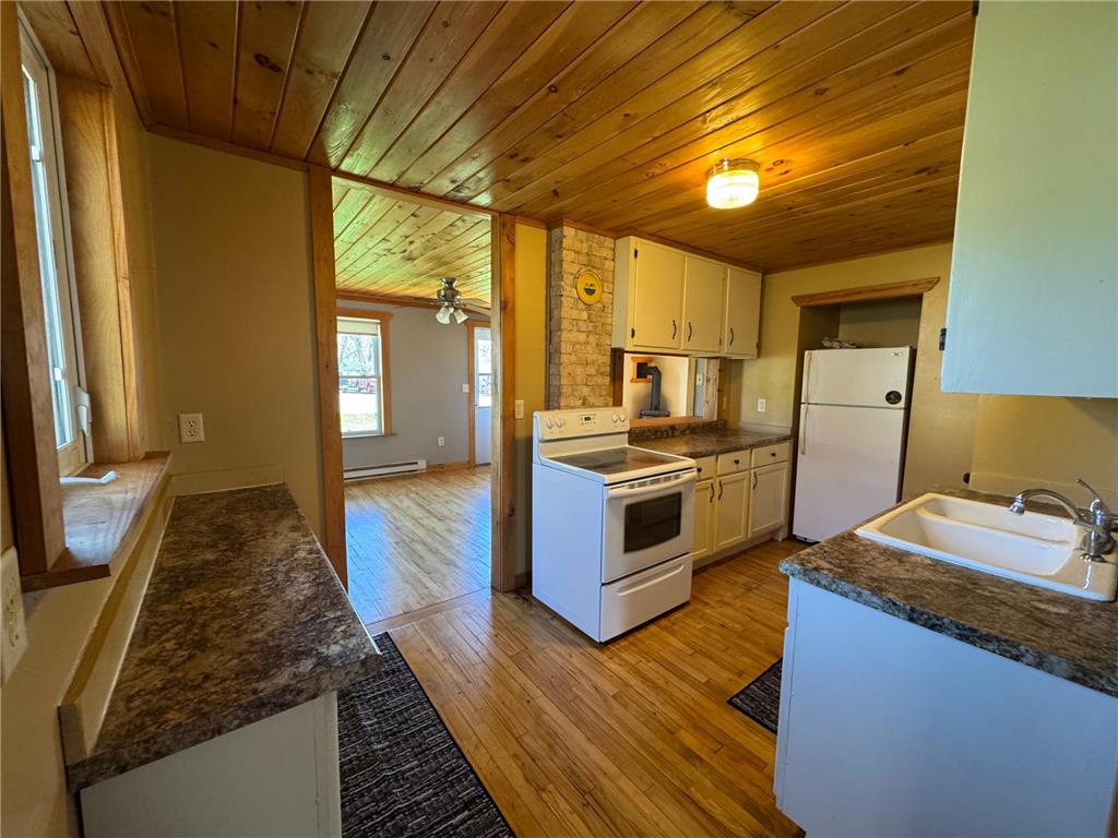 202 1st Street NW Hinckley MN 55037 7068330 image11