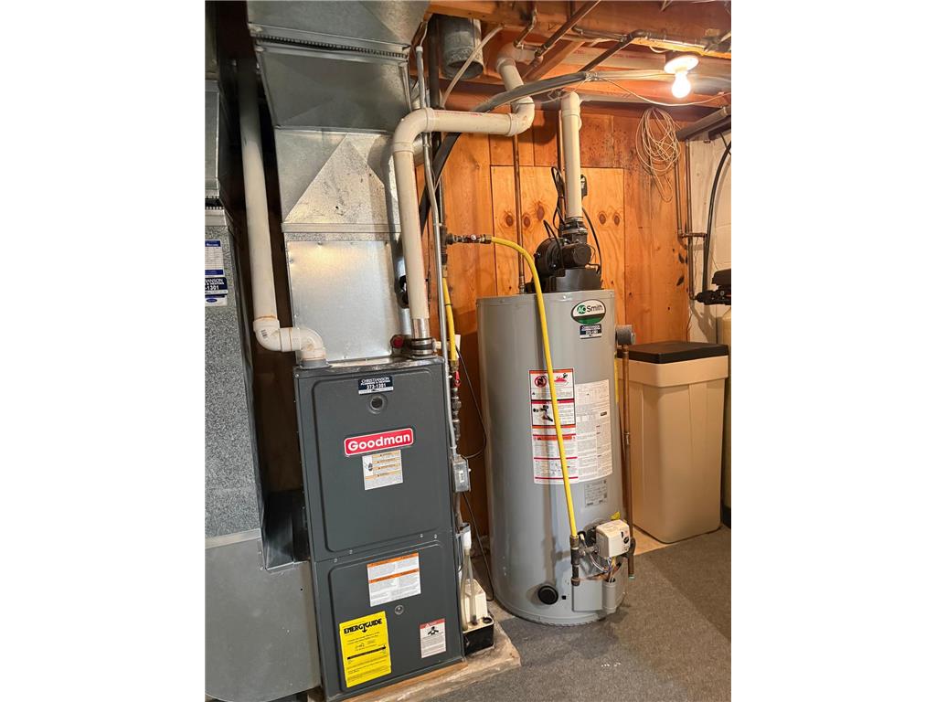 202 3rd Street W Hayward MN 56043 7102945 image23