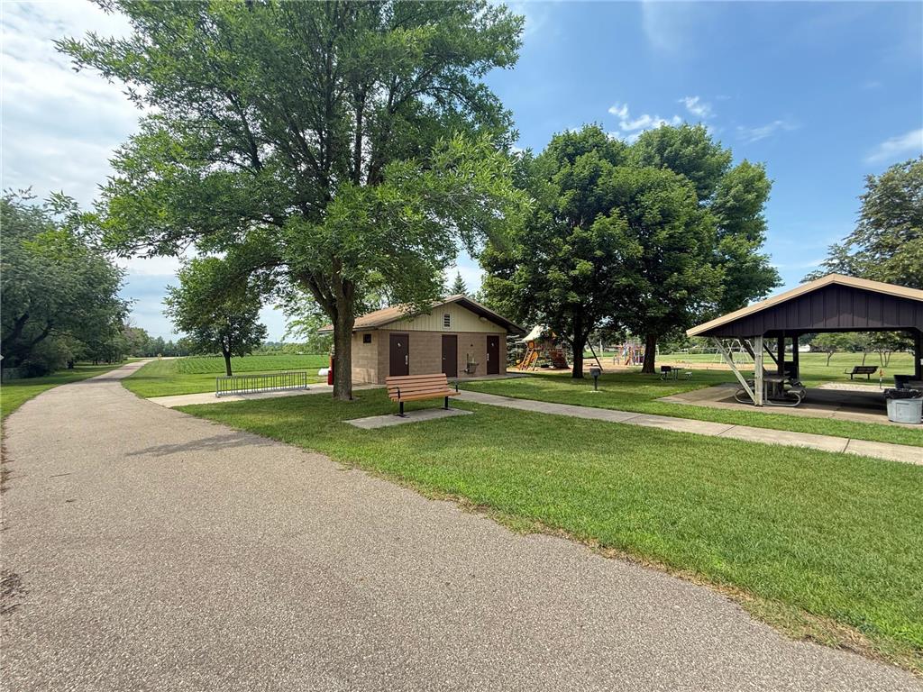202 3rd Street W Hayward MN 56043 7102945 image38