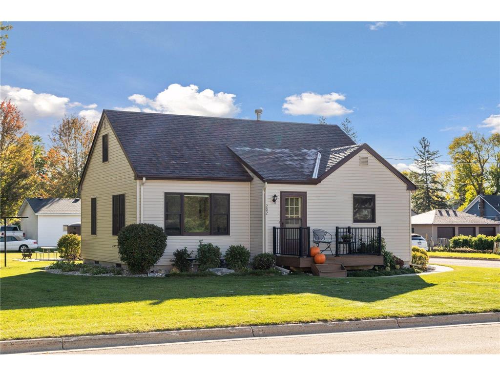 202 5th Avenue NW, Lonsdale, MN 55046 MLS 6333792 Edina Realty