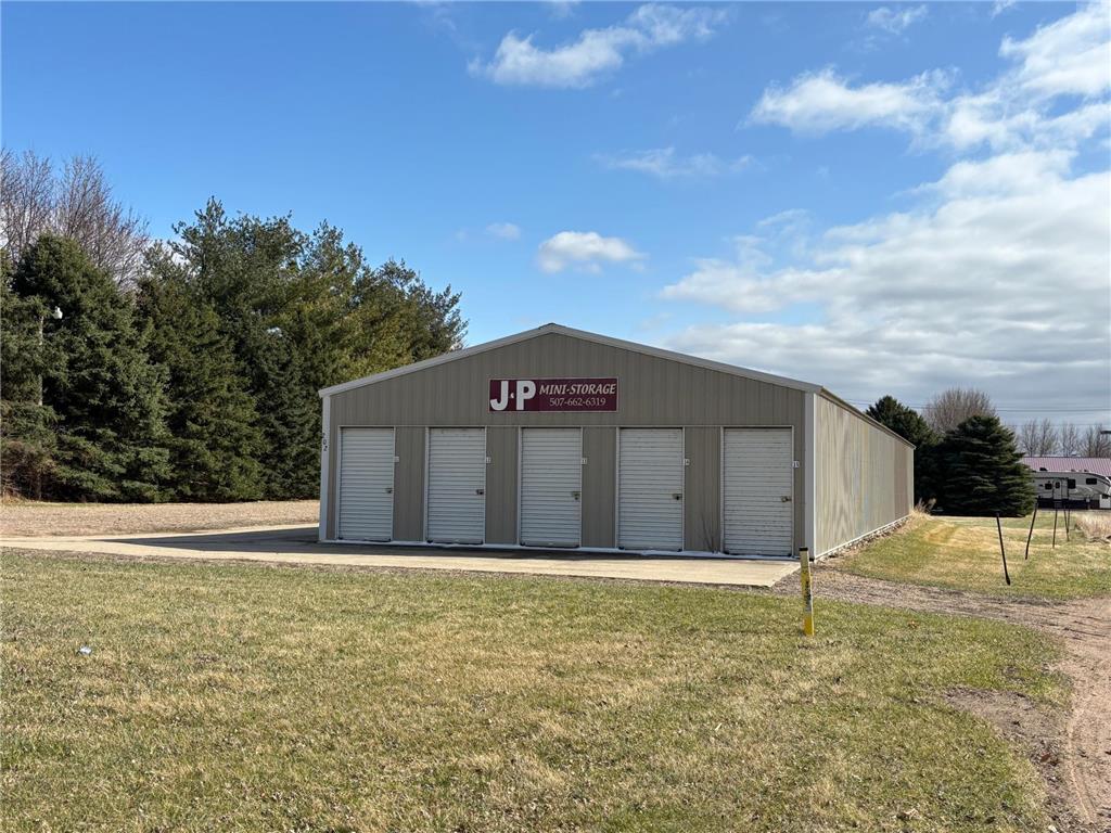 202 7th Avenue S Lakefield MN 56150 6696702 image1