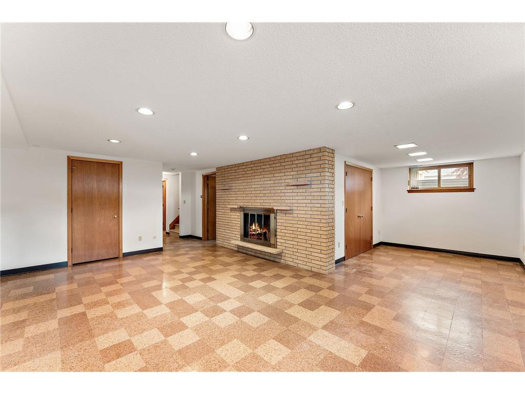 202 Ash Street W South Saint Paul MN 55075 7071646 image21