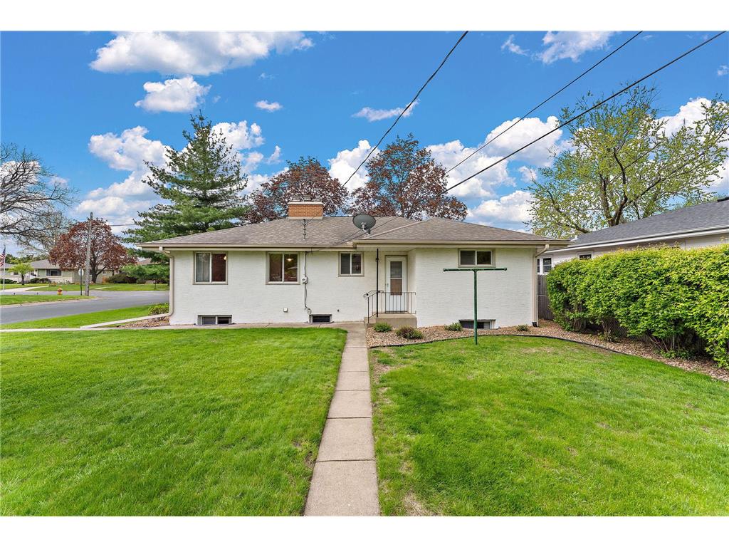 202 Ash Street W South Saint Paul MN 55075 7071646 image7