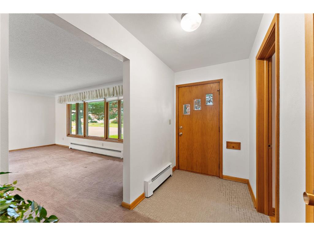 202 Ash Street W South Saint Paul MN 55075 7071646 image8