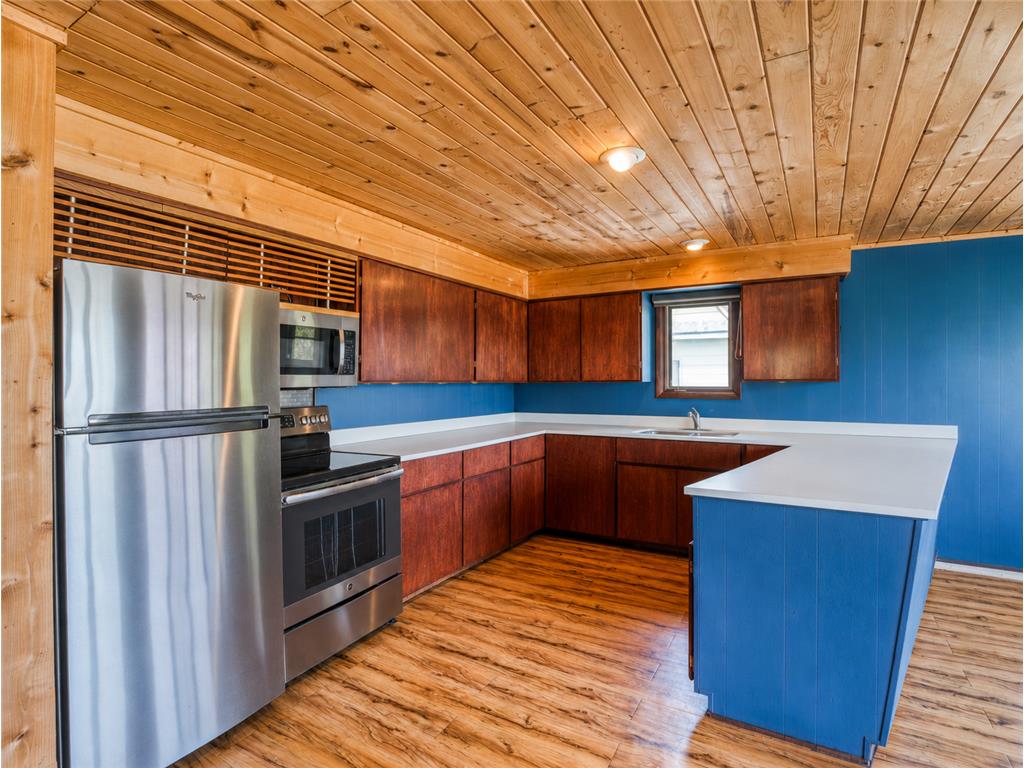 202 Division Street S Walker MN 56484 7079043 image24