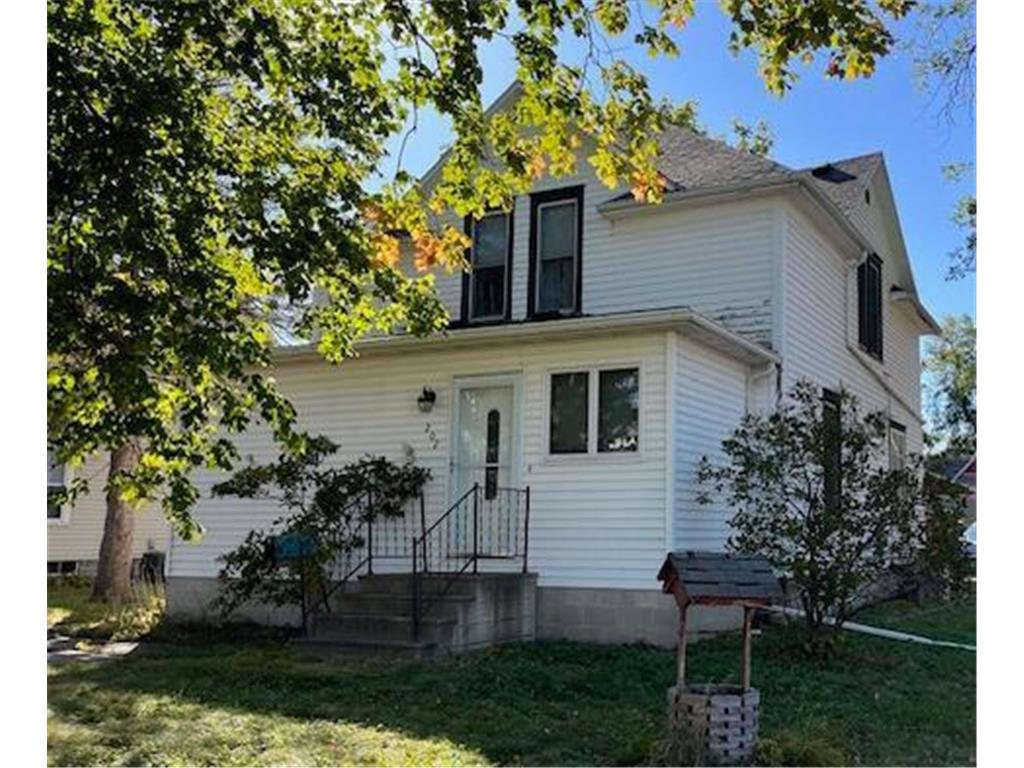 202 E 5th Street Redwood Falls MN 56283 6606704 image1