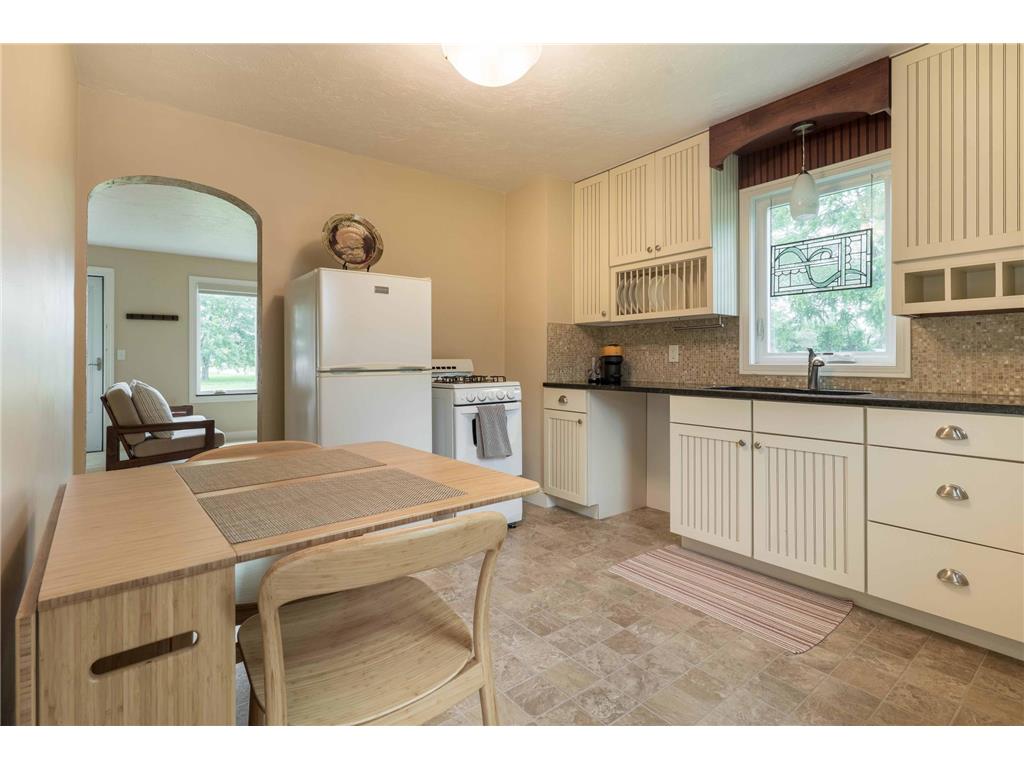 202 Lake Avenue S Ottertail MN 56571 7023447 image2