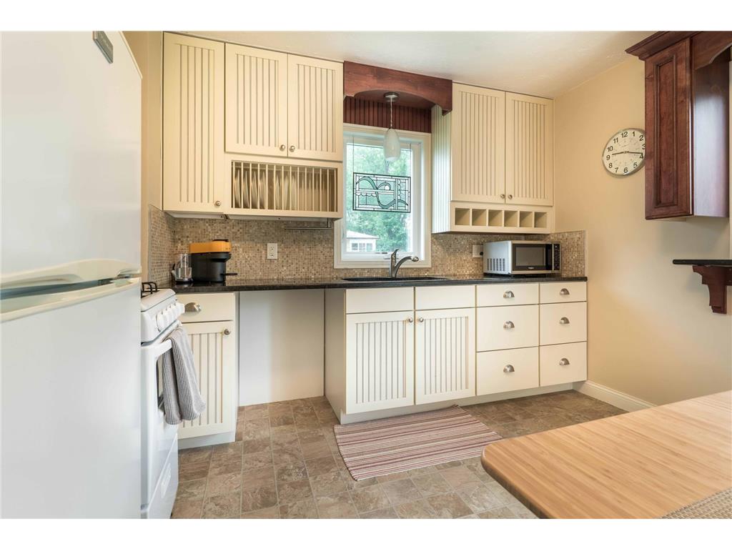 202 Lake Avenue S Ottertail MN 56571 7023447 image38