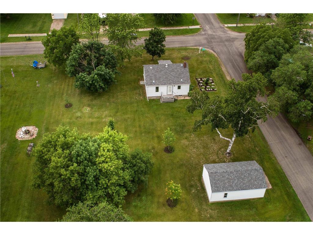 202 Lake Avenue S Ottertail MN 56571 7023447 image4