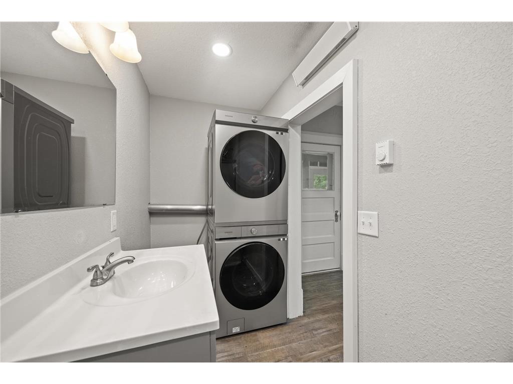 202 N 2nd Street Darwin MN 55324 7090784 image24