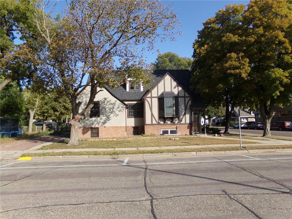 202 N Park Street, Fairmont, MN, 56031 MLS 6447664 Edina Realty