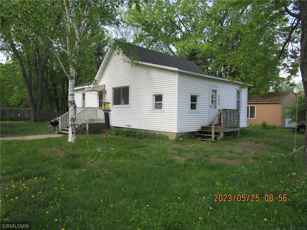 202 Noble Hinckley MN 55037 6368609 image1