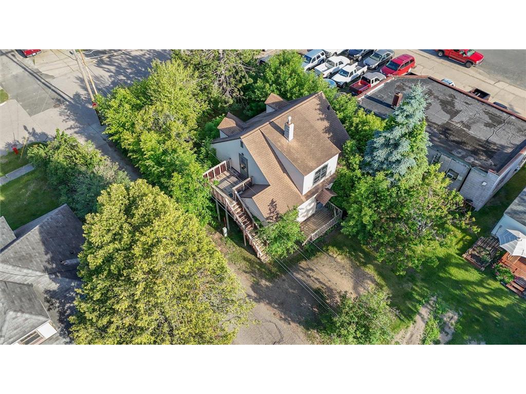 202 Olcott Avenue Coleraine MN 55722 7098768 image1