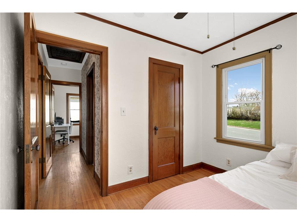 202 Park Street W South Saint Paul MN 55075 7056176 image14