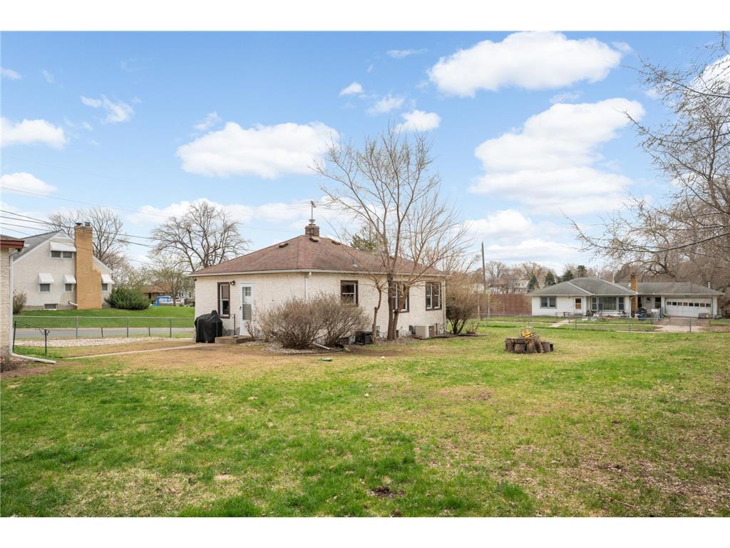 202 Park Street W South Saint Paul MN 55075 7056176 image24