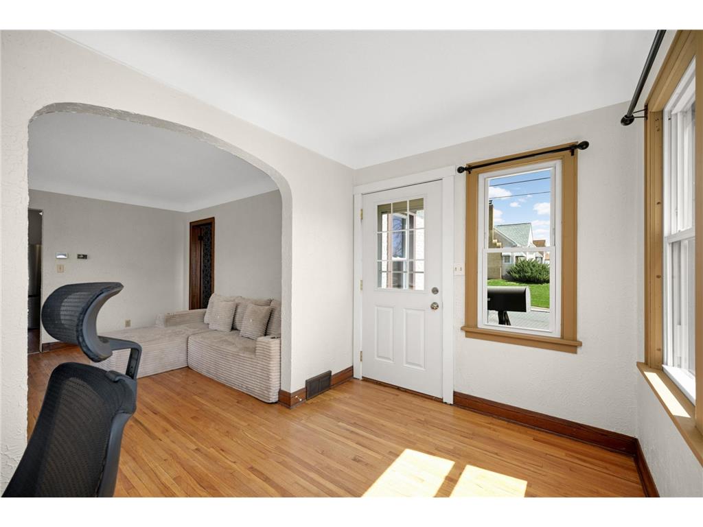 202 Park Street W South Saint Paul MN 55075 7056176 image5