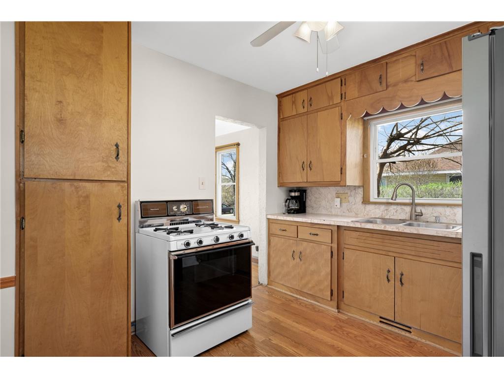 202 Park Street W South Saint Paul MN 55075 7056176 image9