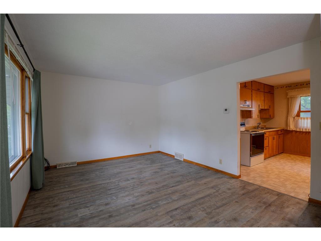 202 Pleasant Avenue SW Twin Valley MN 56584 7099795 image4