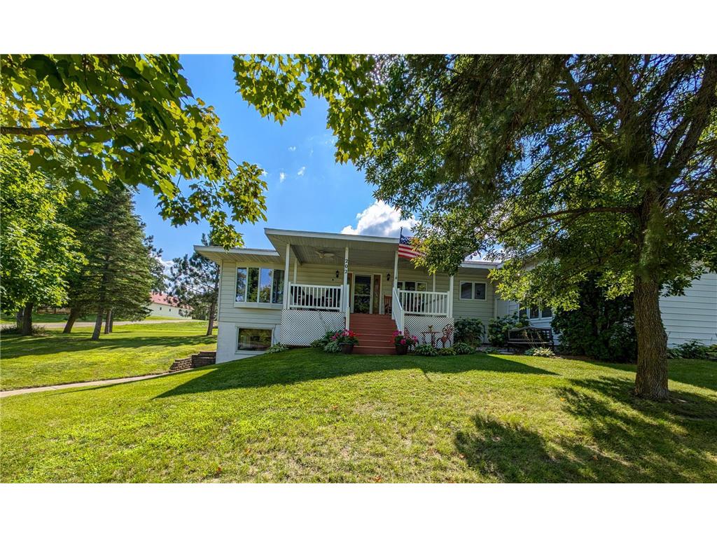 202 Railway Avenue N Dent MN 56528 6586570 image1