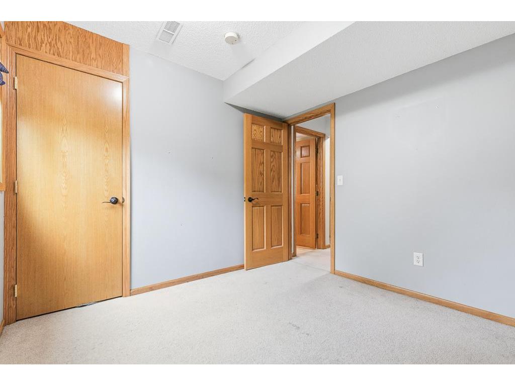202 Rainbow Drive Marshall MN 56258 7105215 image20