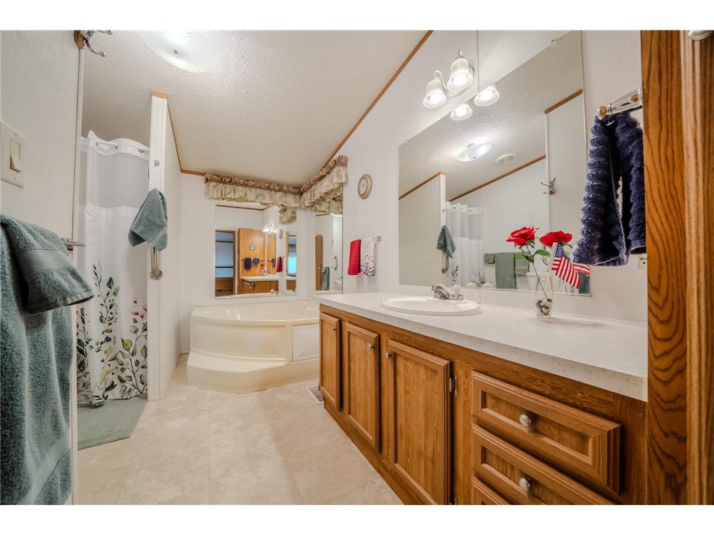 202 Riverwood Court Randall MN 56475 7102370 image17