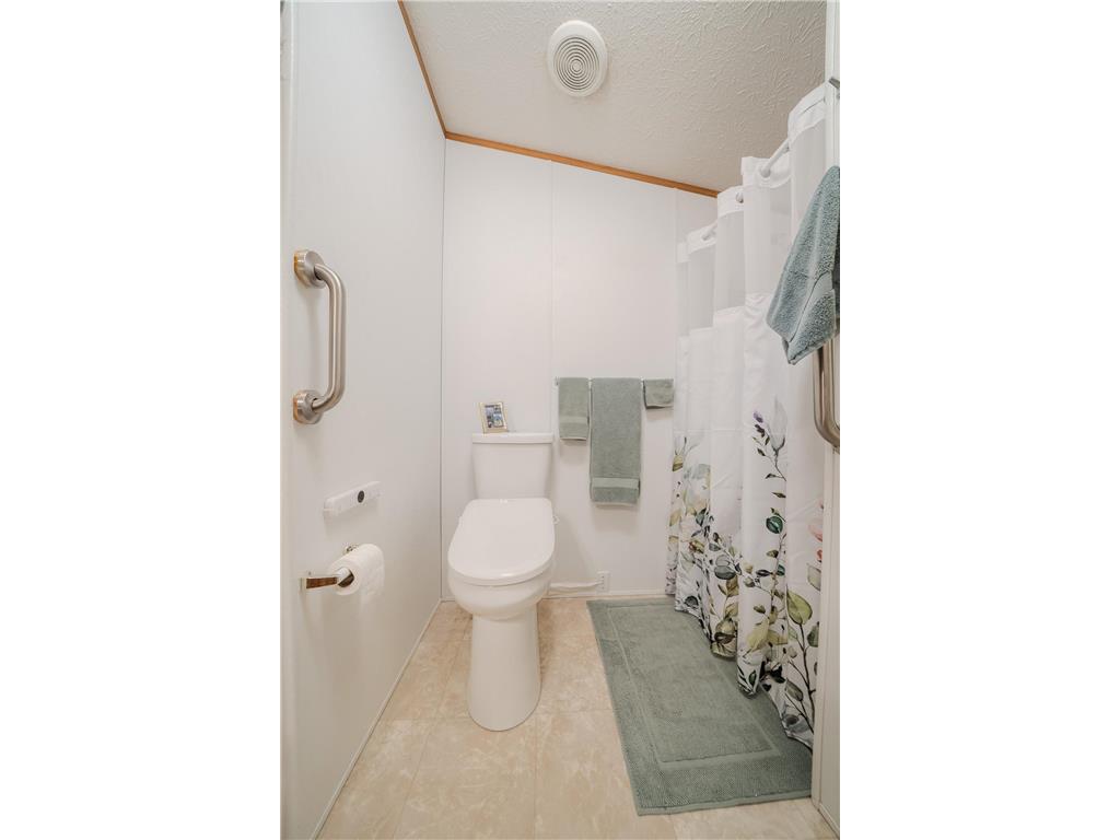 202 Riverwood Court Randall MN 56475 7102370 image18