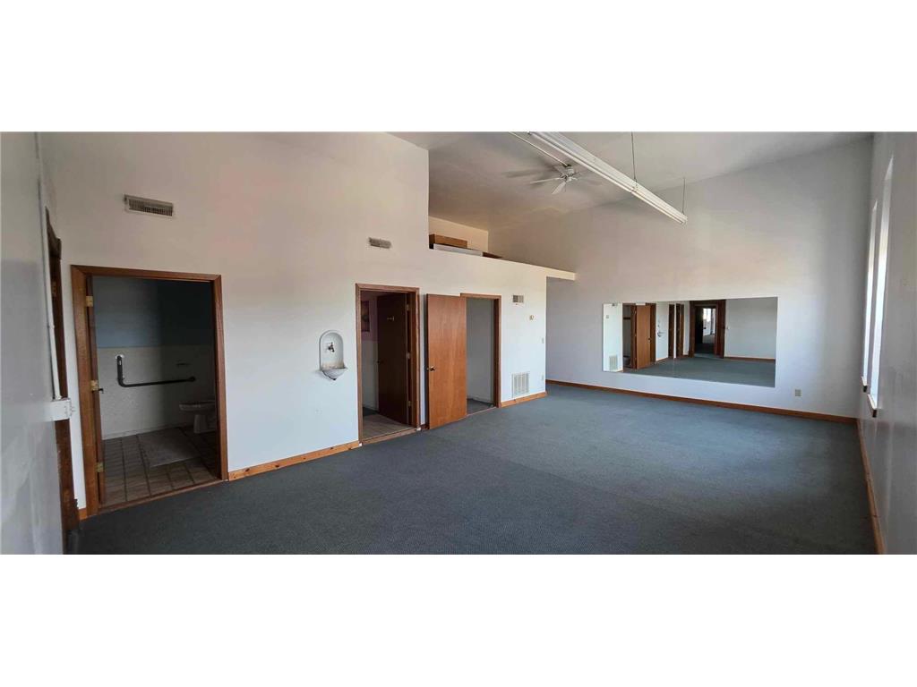 202 S Broadway Avenue Albert Lea MN 56007 6726913 image38