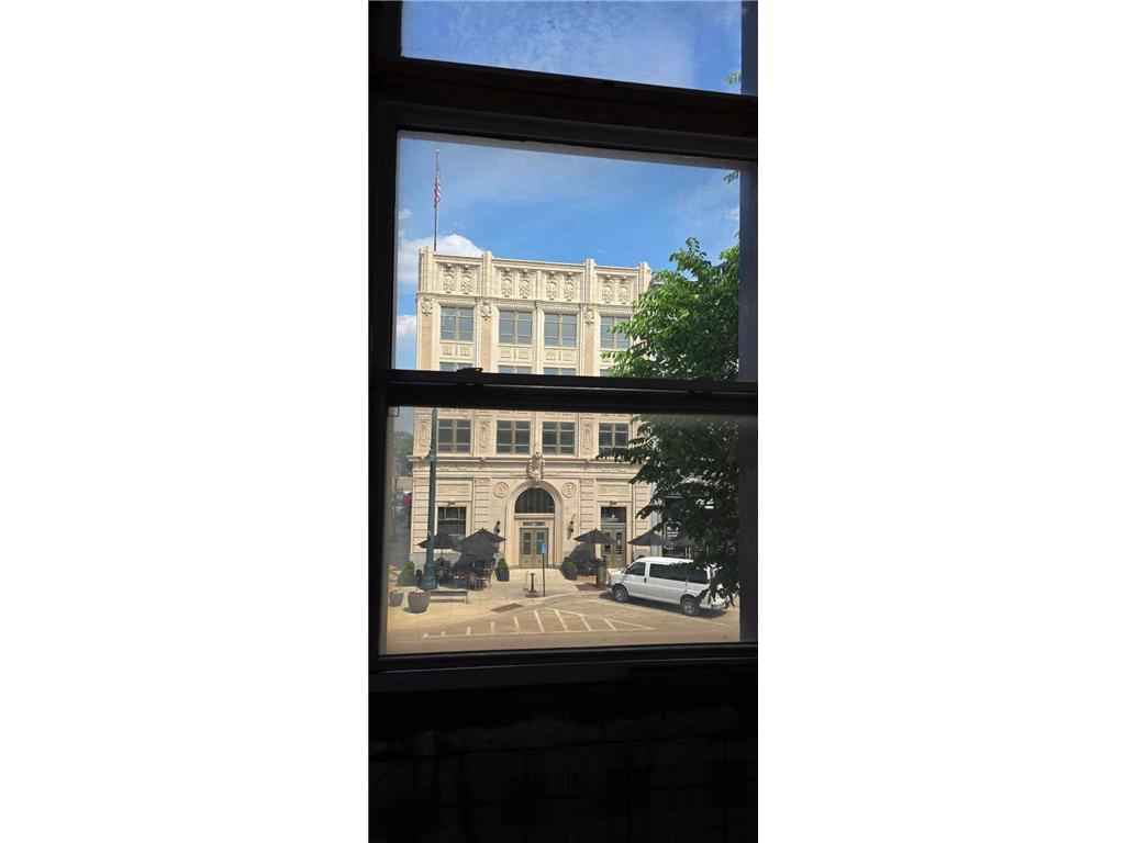 202 S Broadway Avenue Albert Lea MN 56007 6726913 image4