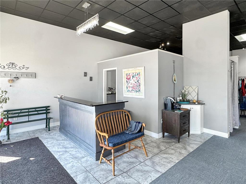 202 W College Drive Marshall MN 56258 6685884 image6