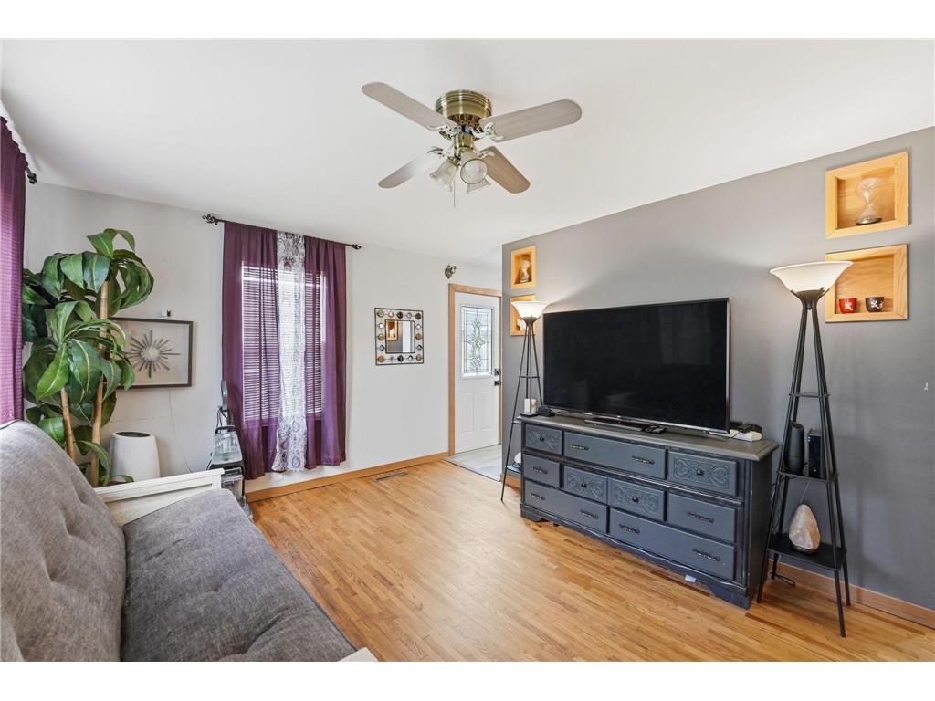 2020 7th Street SW Willmar MN 56201 7085589 image5