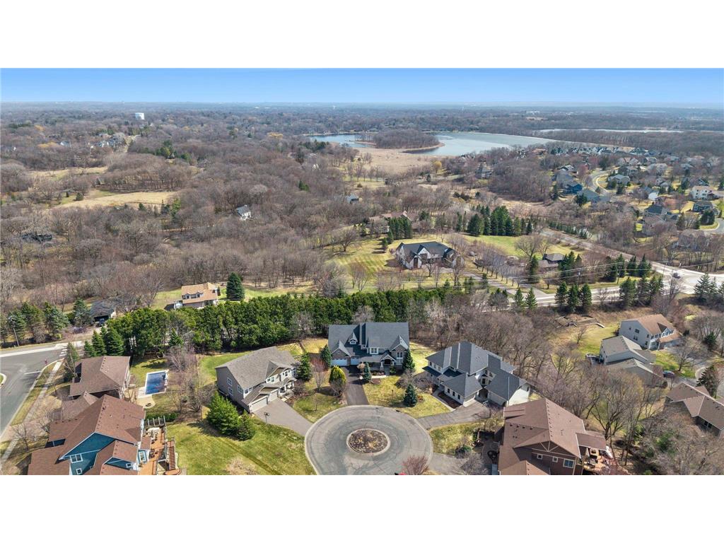 2020 Edgewood Court Chanhassen MN 55317 7046106 image104