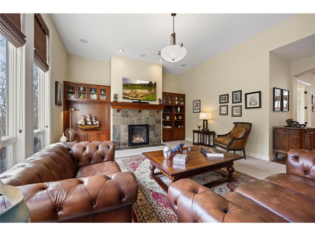 2020 Edgewood Court Chanhassen MN 55317 7046106 image25