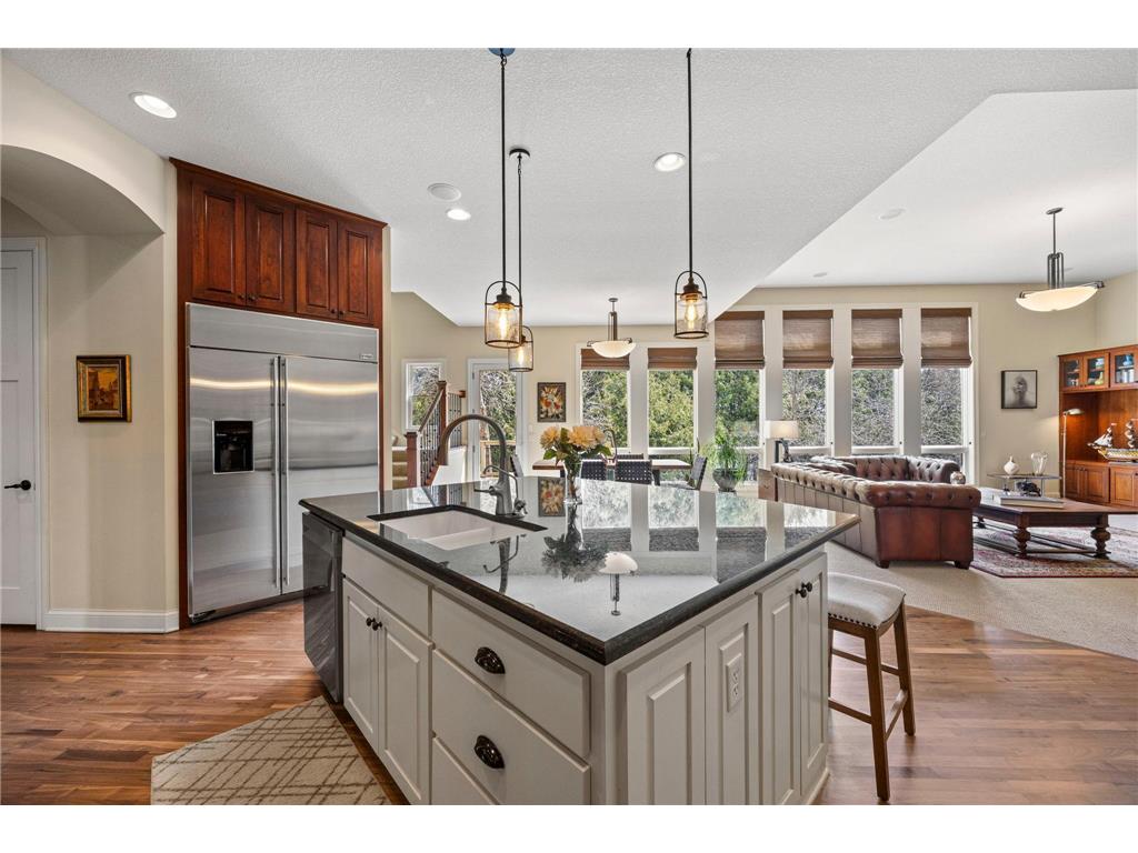 2020 Edgewood Court Chanhassen MN 55317 7046106 image36