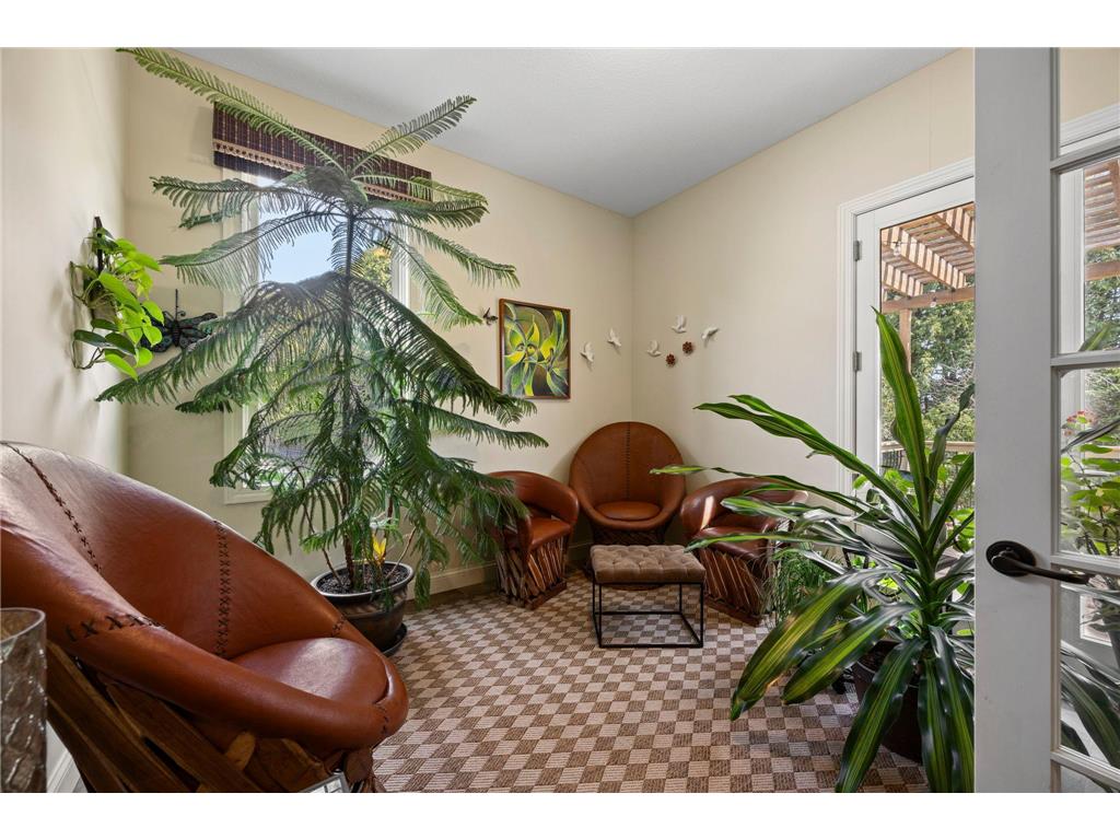 2020 Edgewood Court Chanhassen MN 55317 7046106 image41