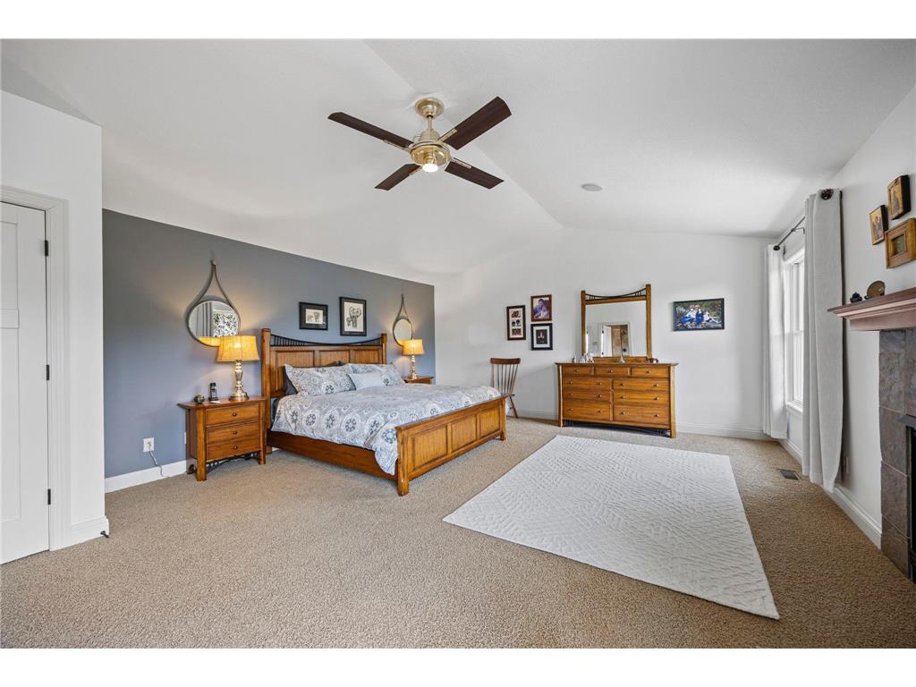 2020 Edgewood Court Chanhassen MN 55317 7046106 image46