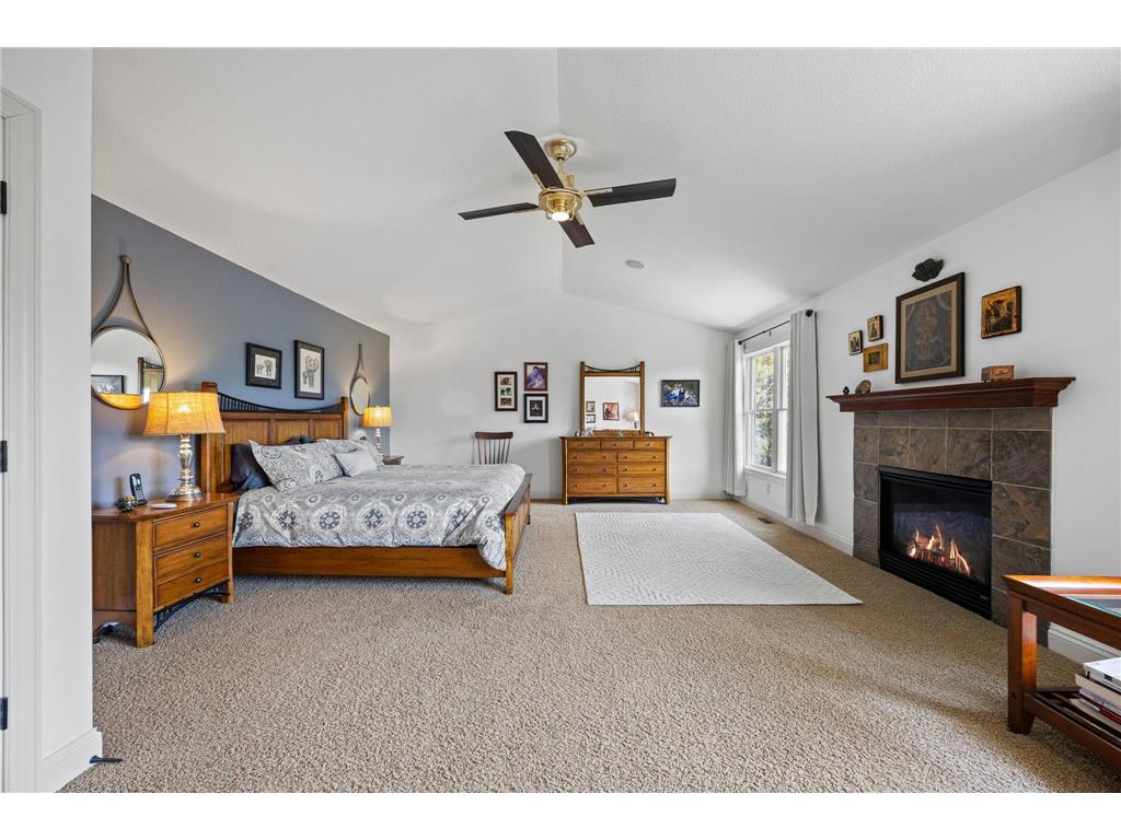 2020 Edgewood Court Chanhassen MN 55317 7046106 image49