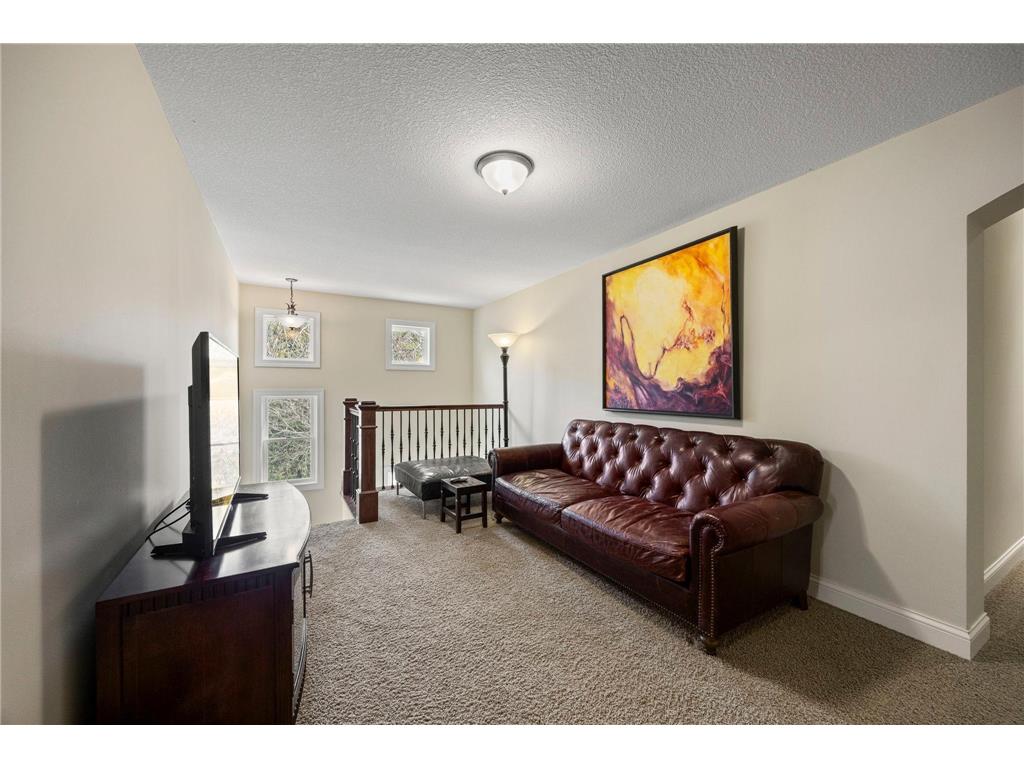 2020 Edgewood Court Chanhassen MN 55317 7046106 image66
