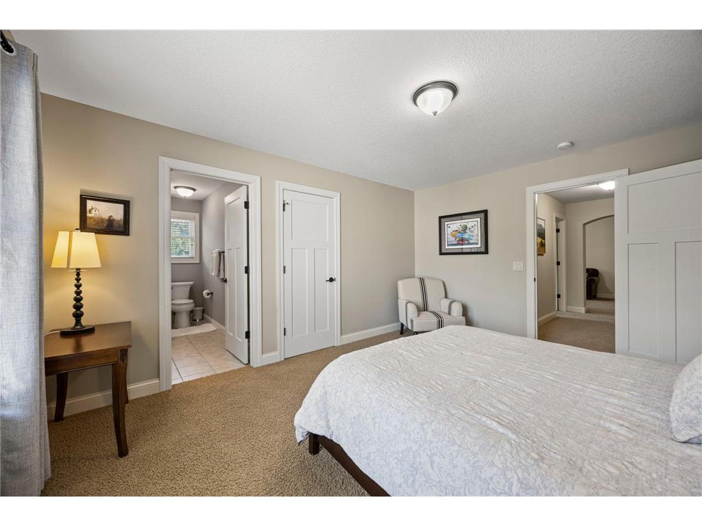 2020 Edgewood Court Chanhassen MN 55317 7046106 image77