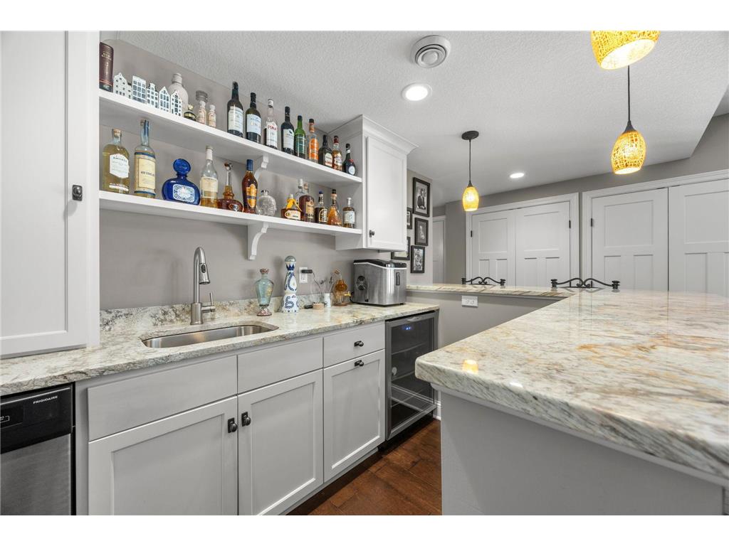 2020 Edgewood Court Chanhassen MN 55317 7046106 image89