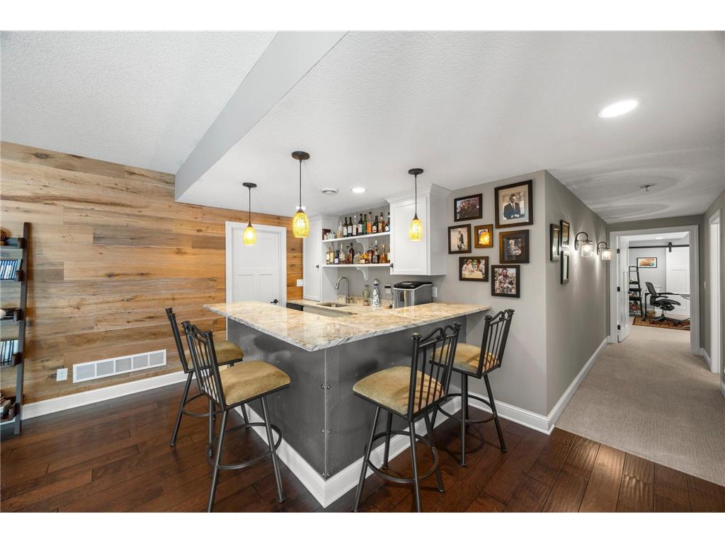 2020 Edgewood Court Chanhassen MN 55317 7046106 image91